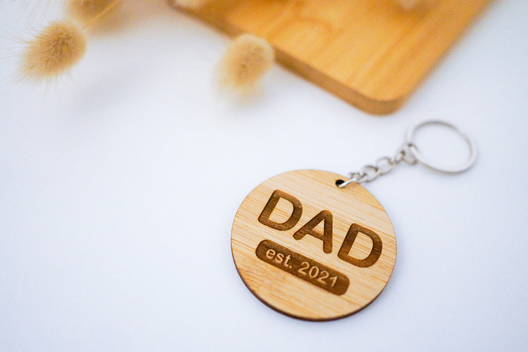 Dad Year Established Keyring